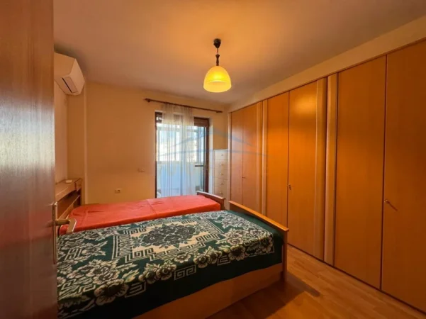 shitet apartament 2+1+Ballkon Kati 8, 104 m² 210.000 € (RRUGA E BARRIKADAVE)