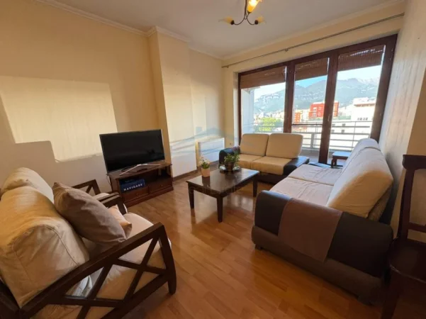 shitet apartament 2+1+Ballkon Kati 8, 104 m² 210.000 € (RRUGA E BARRIKADAVE)