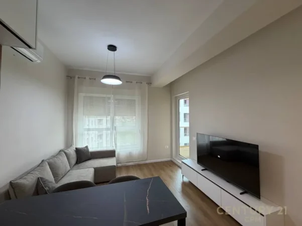 Tirane, shitet apartament 1+1 Kati 7, 115.000 € 
