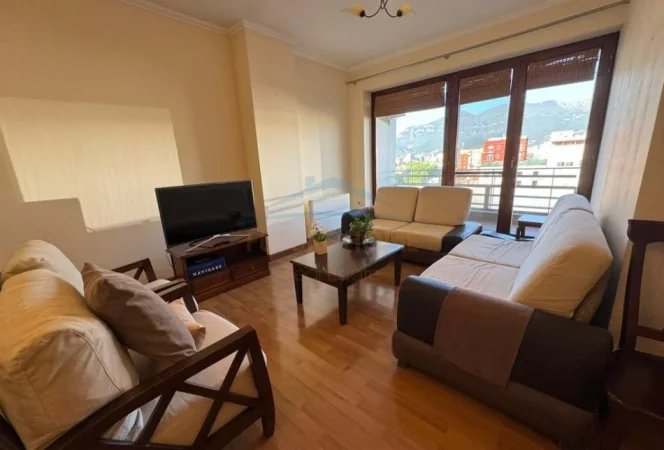Tirane, shitet apartament 2+1 Kati 8, 104 m² 230.000 € (rruga e barrikada)