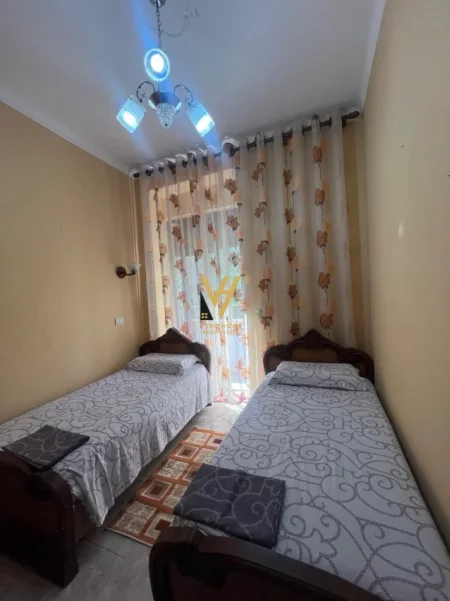 Tirane, jepet me qera apartament 2+1+Ballkon Kati 2, 70 m² 620 € (STADIUMI DINAMO)