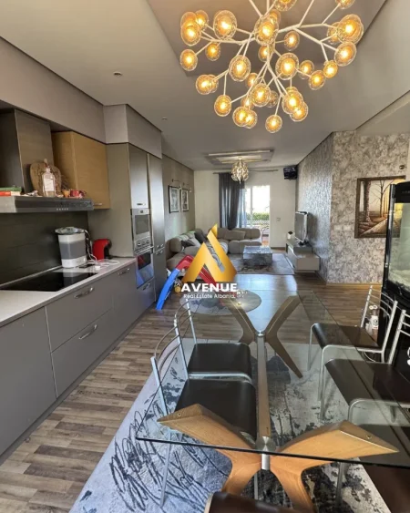 Tirane, shitet apartament 2+1 Kati 3, 147 m² 370.000 € (Kodra Diellit 1)