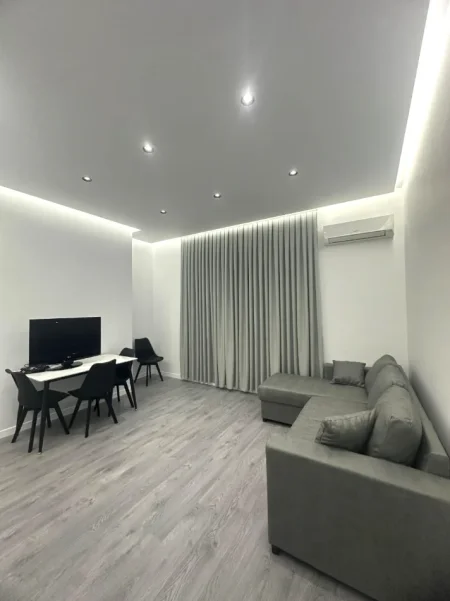 🏡🔥 JEPET APARTAMENT ME QERA 1+1 TEK RRUGA E ELBASANIT 🔥🏡  700 Euro