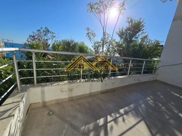Durres, shitet apartament 1+1 Kati 1, 77 m² 154.000 € 
