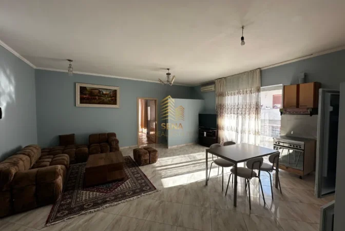 Tirane, jepet me qera apartament 1+1+Ballkon Kati 2, 85 m² 330 € (Kodra e Priftit)