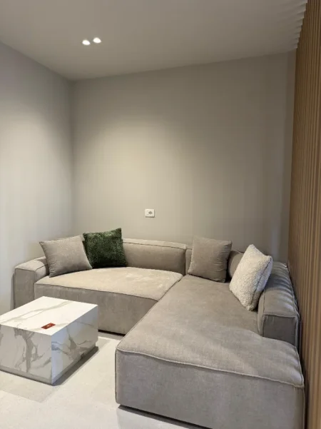 Vlore - Lungomare, shitet 2+1 , 106 m² 265.000 € (lungo mare)