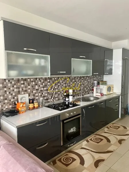 Tirane, shitet apartament 2+1 Kati 3, 116 m² 170.000 € (YZBERISHT)