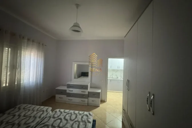 Tirane, jepet me qera apartament 1+1 Kati 2, 70 m² 400 € (Porcelan)
