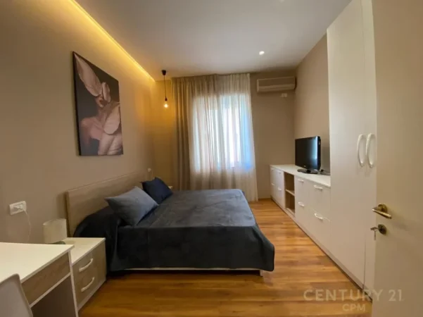 Tirane, jepet me qera apartament 2+1 Kati 2, 78 m² 1.300 € (rruga brigada 8)