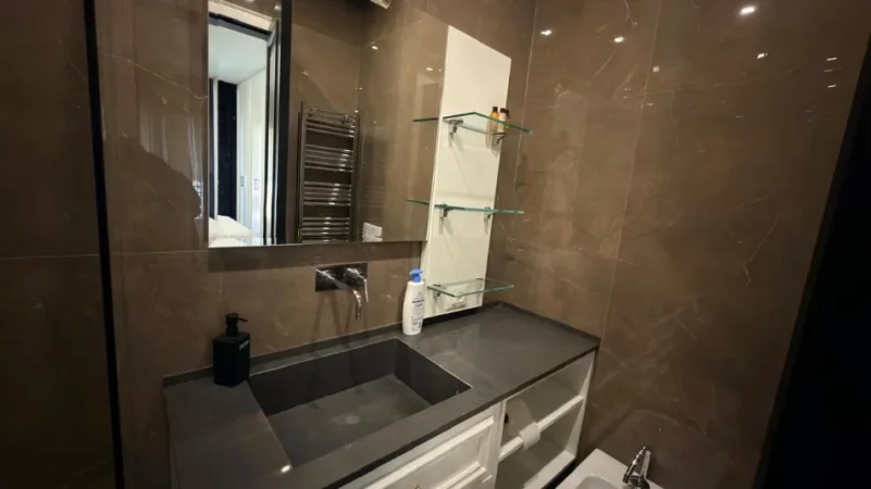 Tirane, jepet me qera apartament 2+1 Kati 4, 107 m² 1.400 € (Delijorgji)