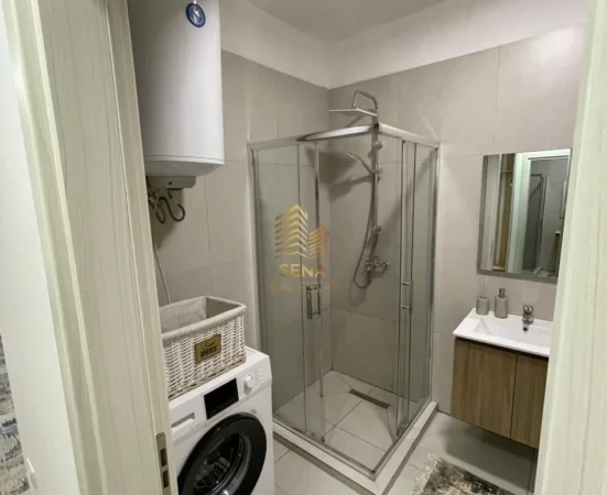Tirane, jepet me qera apartament 1+1+Ballkon Kati 6, 70 m² 570 € (Laprake)