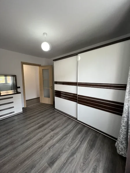 Shqiperi, shitet apartament 2+1+Ballkon Kati 6, 92 m² 195.000 € (Fusha e Aviacionit)