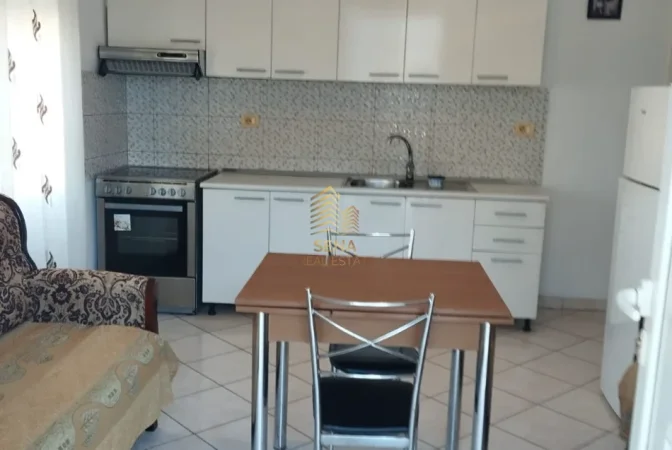 Tirane, jepet me qera apartament 1+1 Kati 2, 70 m² 350 € (Laprake)