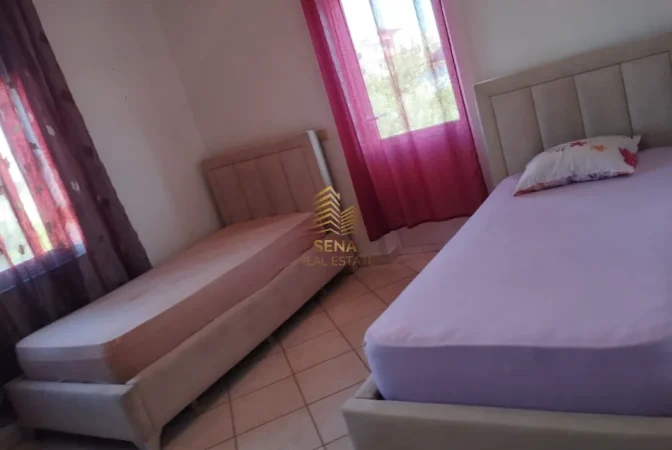 Tirane, jepet me qera apartament 1+1 Kati 2, 70 m² 350 € (Laprake)