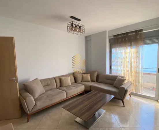 Tirane, jepet me qera apartament 1+1+Ballkon Kati 4, 64 m² 400 € (Casa Italia)