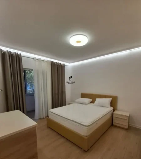 Tirane, jepet me qera apartament 1+1 Kati 3, 60 m² 550 € (STACIONI TRENIT)