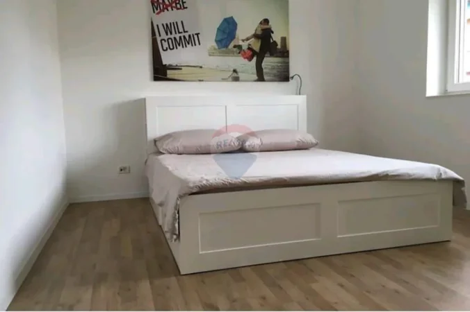 Tirane, jepet me qera apartament 1+1+Ballkon , 60 m² 580 € (Rruga e Elbasanit)