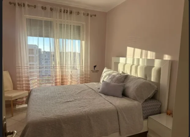 Tirane, jepet me qera apartament 1+1 Kati 8, 65 m² 450 € (ASTIR)