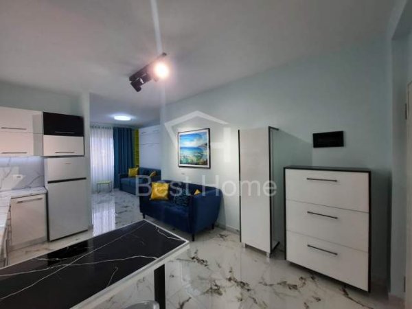Tirane, jepet me qera apartament 1+1 Kati 6, 43 m² 500 Euro (Rruga Don Bosko, prane Kishes)