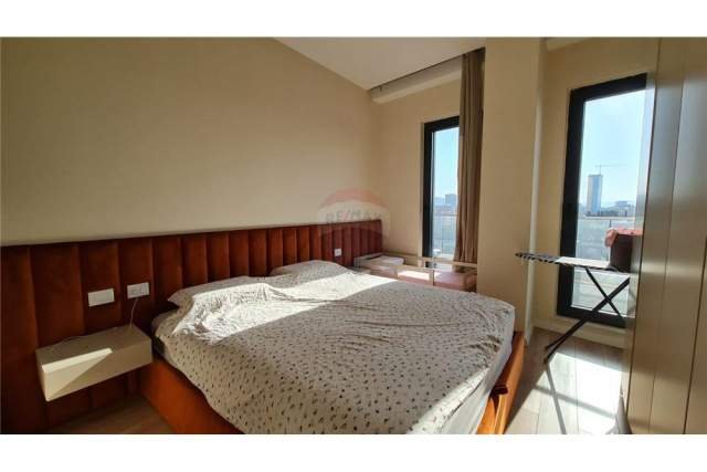 Tirane, shes apartament 1+1+BLK Kati 6, 74 m² 145.000 Euro (pazari ri)