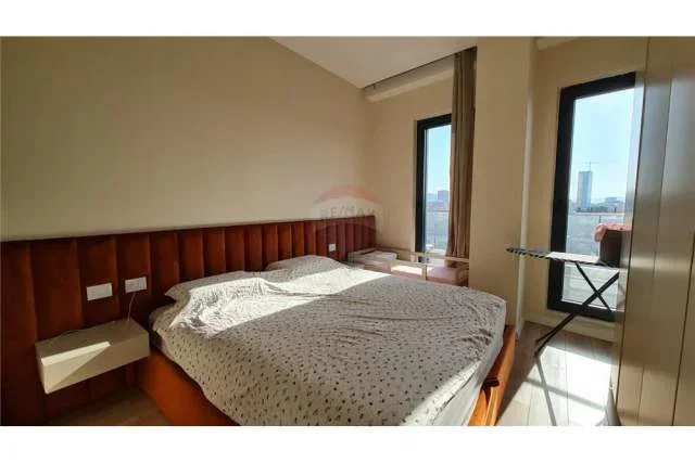 Tirane, shitet apartament 1+1+BLK 74 m² 145.000 Euro