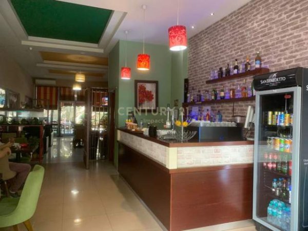 Tirane, shes bar-kafe Kati 0, 235 m² 315.000 Euro (Prane Komisarit 4, Rruga e Dibrës)