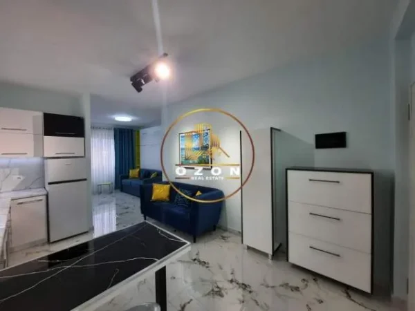 JEPET ME QIRA GARSONIERE, NE DON BOSKO  450 Euro!
