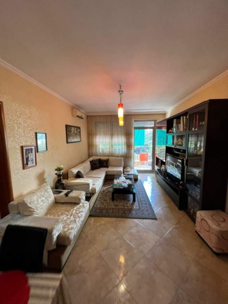 Tirane, shitet apartament 2+1+BLK Kati 1, 98 m² 112.000  (Teodor keko)