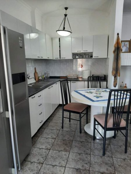 Tirane, jepet me qera apartament 2+1+BLK Kati 3, 100 m² 420 Euro (prane piceri Hallall)