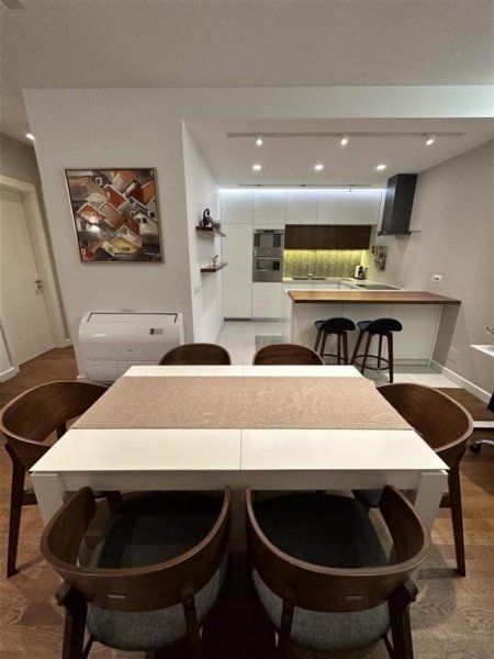 Tirane, jepet me qera apartament 2+1+A+BLK Kati 2, 125 m² 1.000 Euro (Kopshti Botanik)