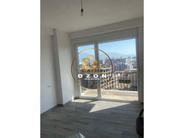 Tirane, jepet me qera apartament 2+1+A+BLK Kati 8, 85 m² 400 Euro (ASTIR)