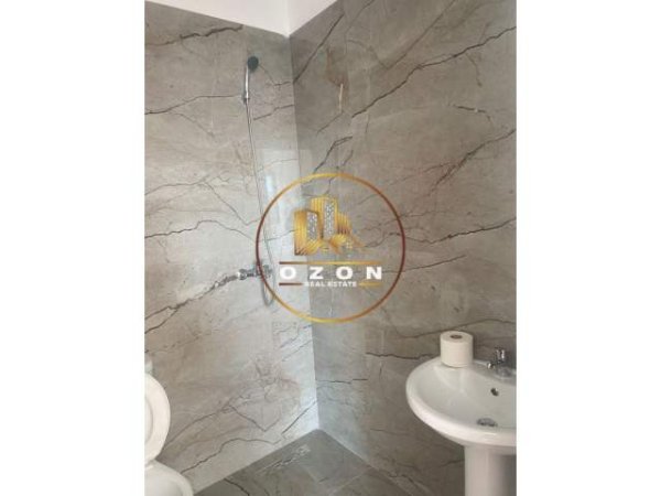 Tirane, jepet me qera apartament 2+1+A+BLK Kati 8, 85 m² 400 Euro (ASTIR)