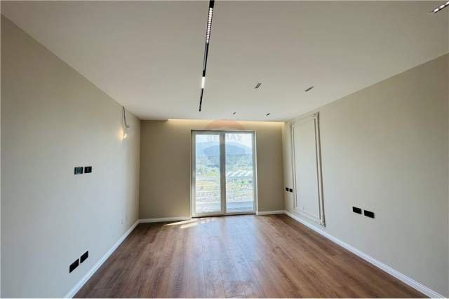 Tirane, shes apartament 2+1+BLK Kati 4, 109 m² 295.000 Euro (Rr e Kosovarve)