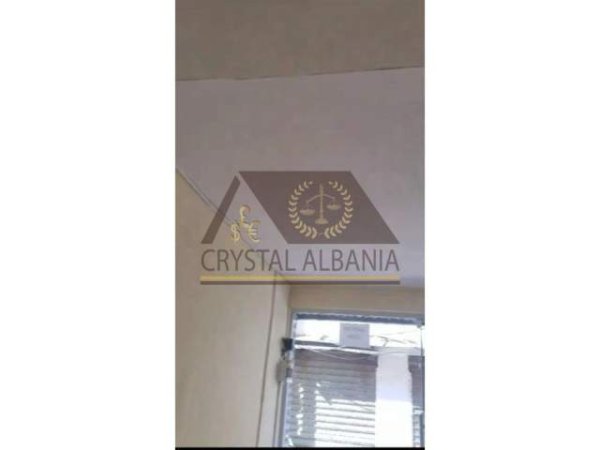 Tirane, jepet me qera dyqan Kati 1, 40 m² 30.000 Leke (Rruga Ali Baushi)