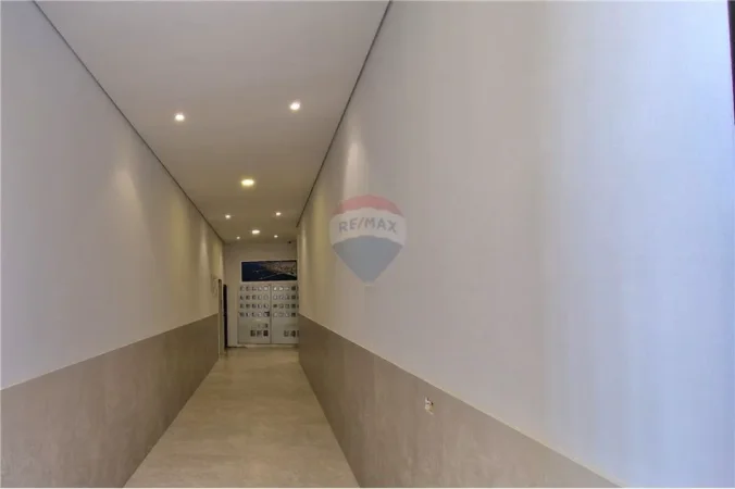 Vlore, shitet apartament 1+1 Kati 6, 72 m² 108.000 € (Rruga Enver Jaho, Vlore)