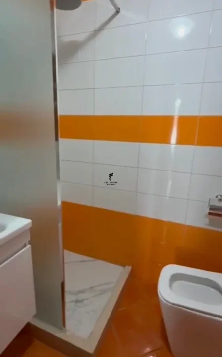 Tirane, jepet me qera apartament 2+1 Kati 2, 70 m² 500 € (LIQENI I THATE)