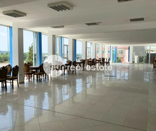 Shkoder, jepet me qera ambjent biznesi Kati 1, 800 m² (afër Resorant Shqiponja)