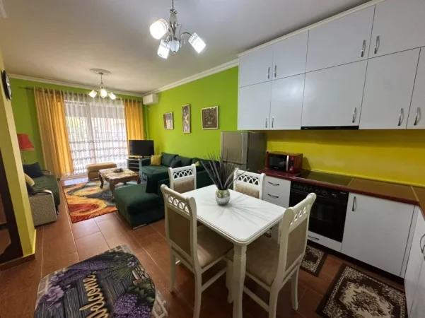Tirane, jepet me qera apartament 1+1 Kati 1, 71 m² 500 € (21 Dhjetori)