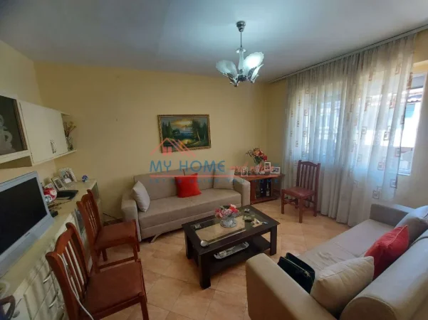 Shqiperi, shitet apartament 2+1+Ballkon Kati 5, 65 m² 120.000 € (Vasil Shanto)