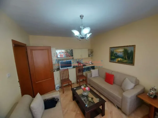 Shqiperi, shitet apartament 2+1+Ballkon Kati 5, 65 m² 120.000 € (Vasil Shanto)