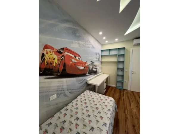 Tirane, jepet me qera apartament 2+1+Ballkon Kati 2, 115 m² 1.200 € (delijorgji)