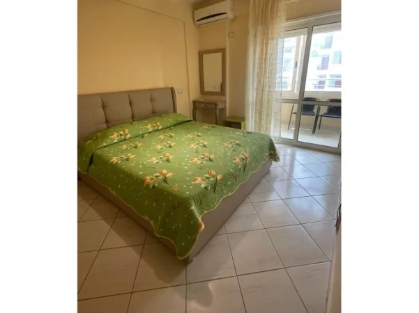 Durres, jepet me qera apartament 1+1 Kati 5, 44 m² 400 € (Qender Durres)