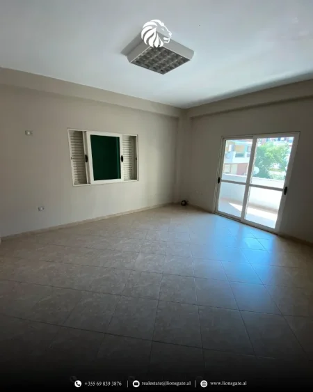 Tirane, jap me qera apartament 3+1 , 240 m² 800 € 