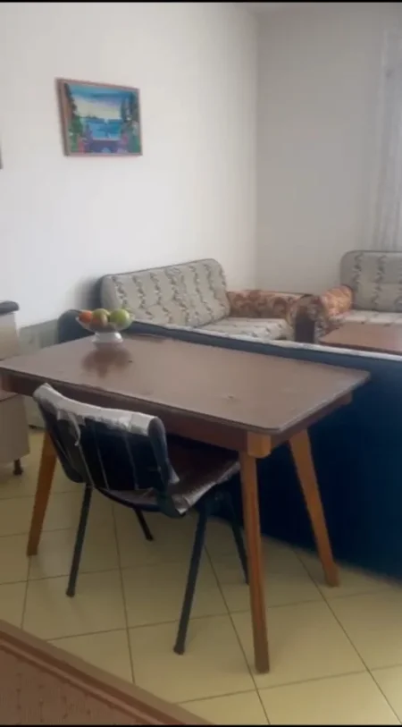 Tirane, jepet me qera apartament 1+1 Kati 5, 60 m² (Pran Bar 2 Palmat,Astir)