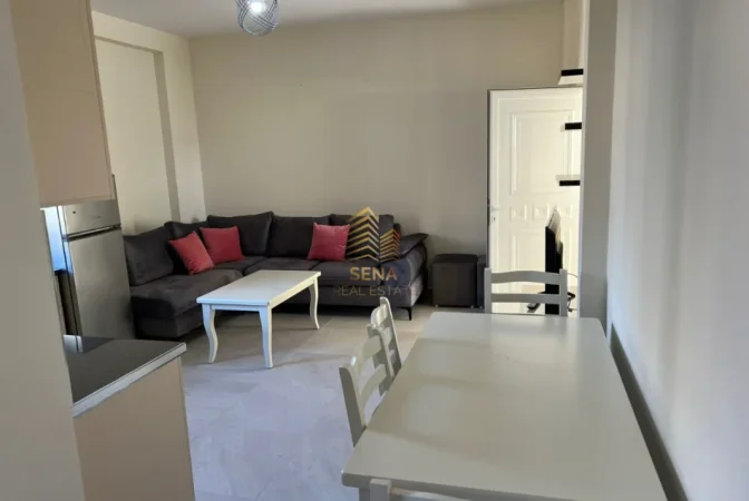 Tirane, jepet me qera apartament 1+1+Ballkon Kati 2, 55 m² 450 € (Shkolla e Bashkuar)