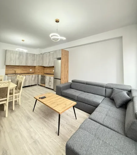Tirane, jepet me qera apartament 1+1+Ballkon Kati 5, 70 m² 400 € (Urban Gate, Astir)