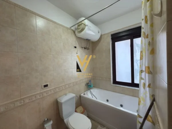 Tirane, jepet me qera apartament 2+1+Ballkon Kati 8, 145 m² 1.000 € (BLLOK)