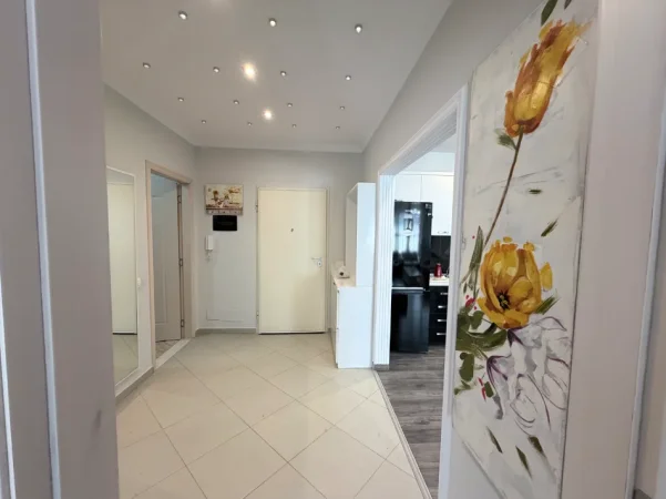 Tirane, shitet 2+1+Ballkon Kati 5, 258.000 € (Kopshti zologjike)