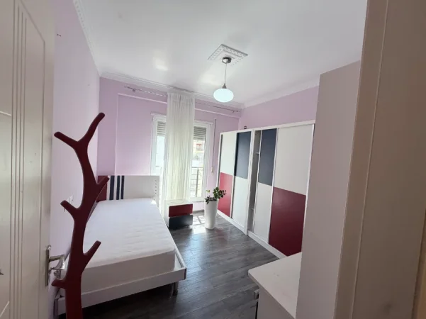 Tirane, shitet 2+1+Ballkon Kati 5, 258.000 € (Kopshti zologjike)