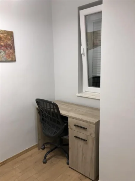 Tirane, jepet me qera apartament 1+1+Ballkon Kati 2, 60 m² 670 € (myslym shyr)